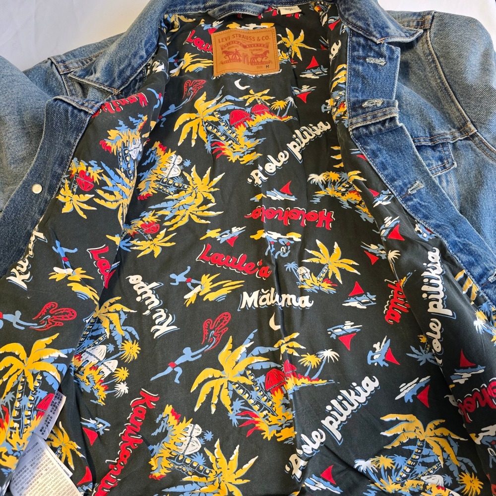 Levi Strauss & Co Denim Jacket Aloha Print Lined Blue Medium Wash Trucker - Picture 12 of 16